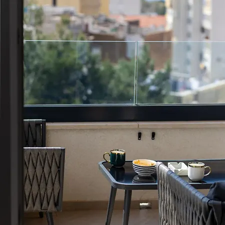 Sea Breeze With Private Balcony & Garage Makarska